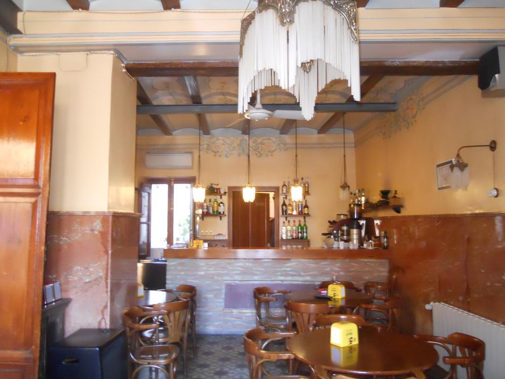 Hotel 1900 Casa Anita Requena Ngoại thất bức ảnh
