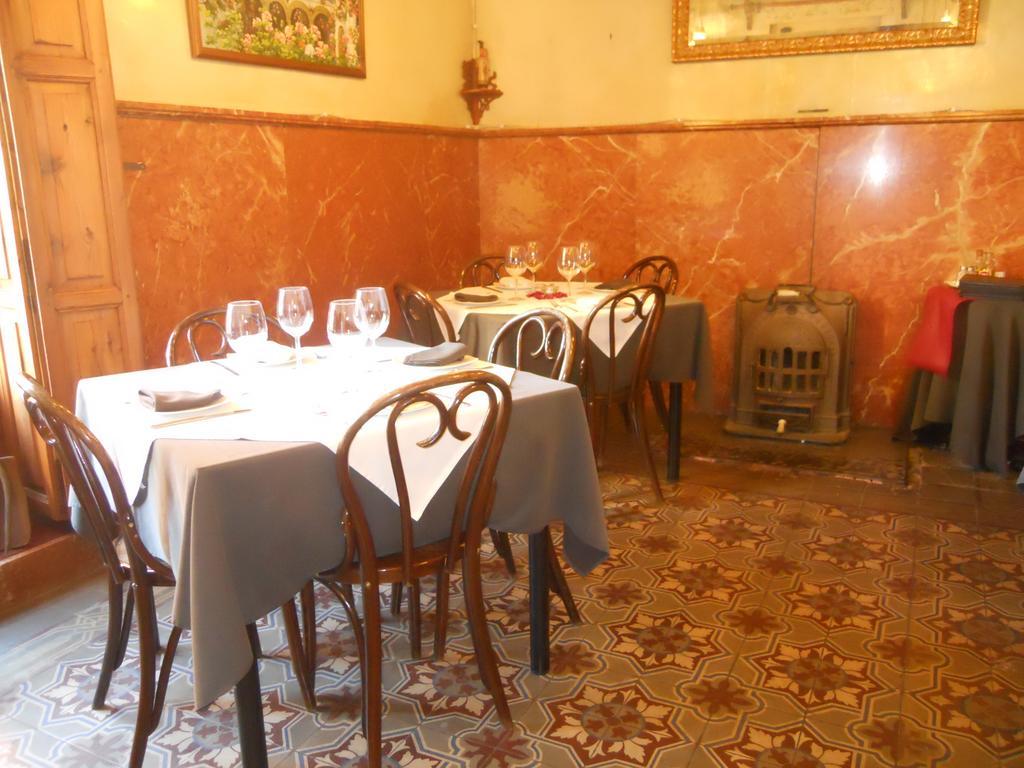 Hotel 1900 Casa Anita Requena Ngoại thất bức ảnh