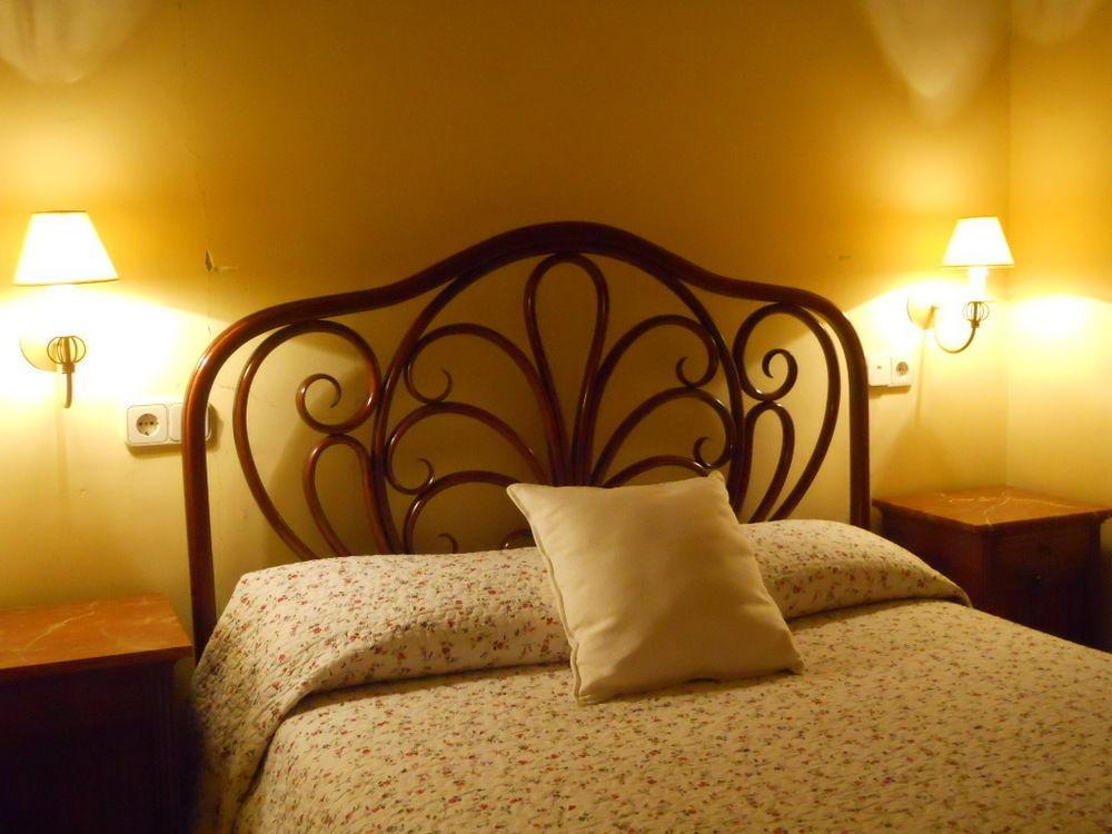 Hotel 1900 Casa Anita Requena Ngoại thất bức ảnh
